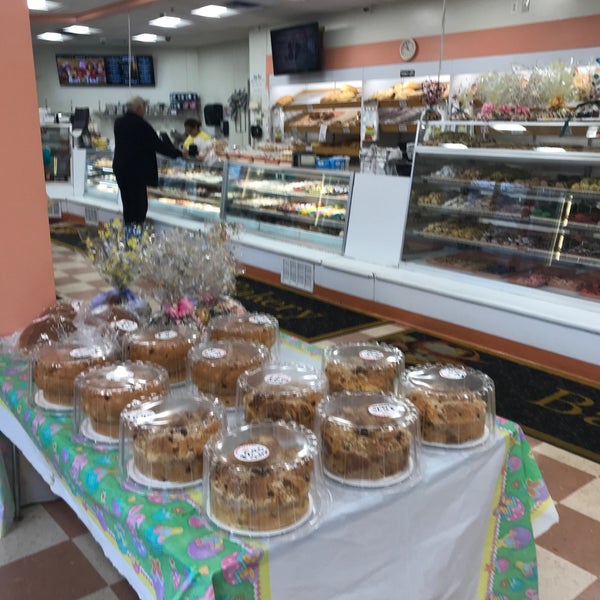 Chaves Bakery West End West Side Bridgeport, CT'da fotoğraflar