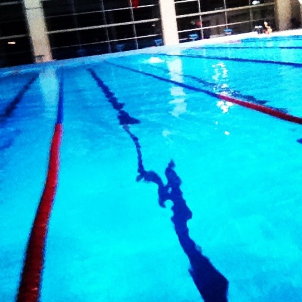 Акватория зил открытый бассейн зимой. Arena swim казань. Arena swim казань. Чемпионат по водным видам спорта казань 2015. Дворец спорта бассейн казань.