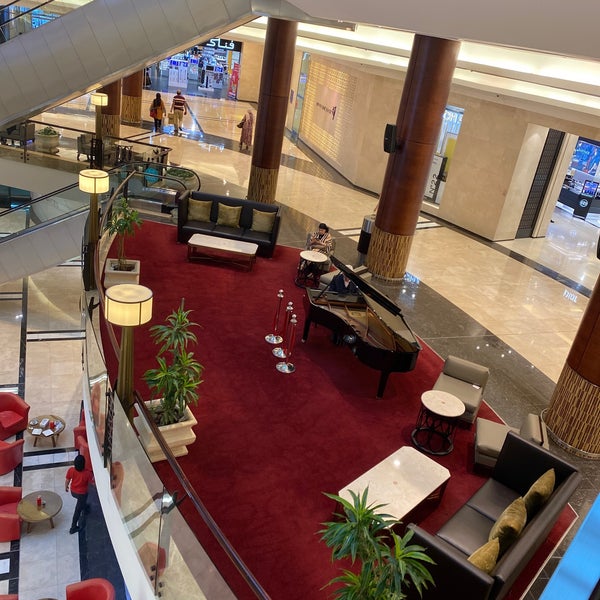 Foto tirada no(a) Lagoona Mall por Mohammed A. em 5/27/2022