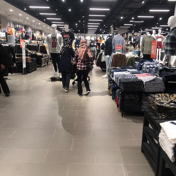 H&m ipc mall 2025