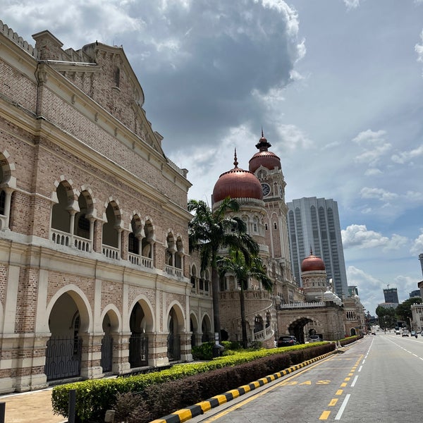Photo taken at Bangunan Sultan Abdul Samad by Alhakim A. on 2/23/2022