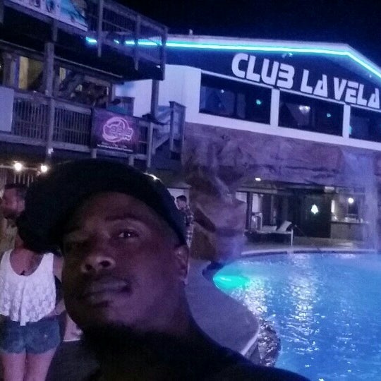 Foto scattata a Club La Vela da Jamal D. il 9/20/2015