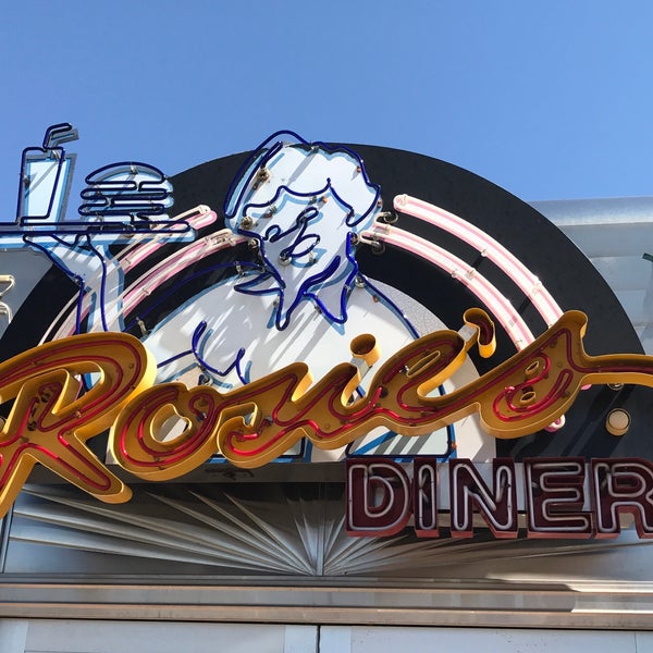 Photo taken at Rosie&#39;s Diner by RunAway B. on 6/5/2017