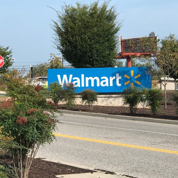 次での写真：Walmart Supercenter Fallston、MD
