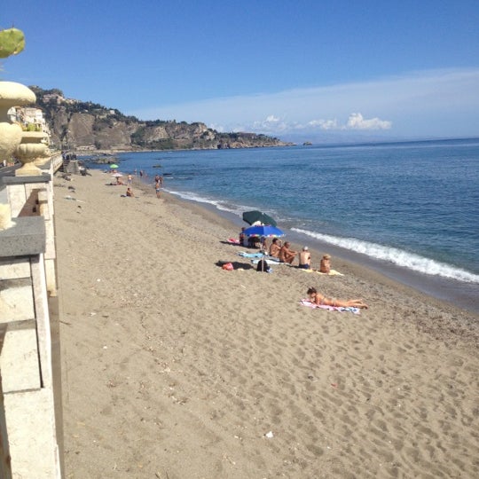 Spiaggia Libera Giardini Naxos 1 Tip