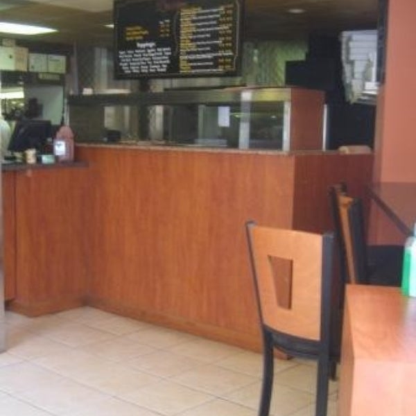 brick house pizza