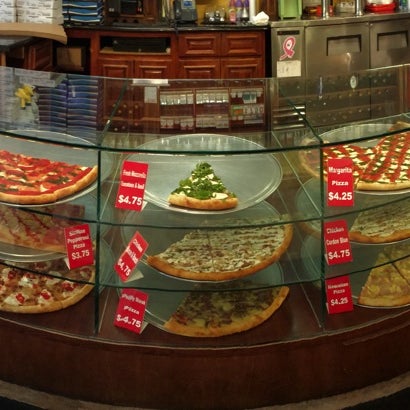 5/30/2014에 Craig M.님이 Panino&#39;s Pizza &amp; Grill에서 찍은 사진