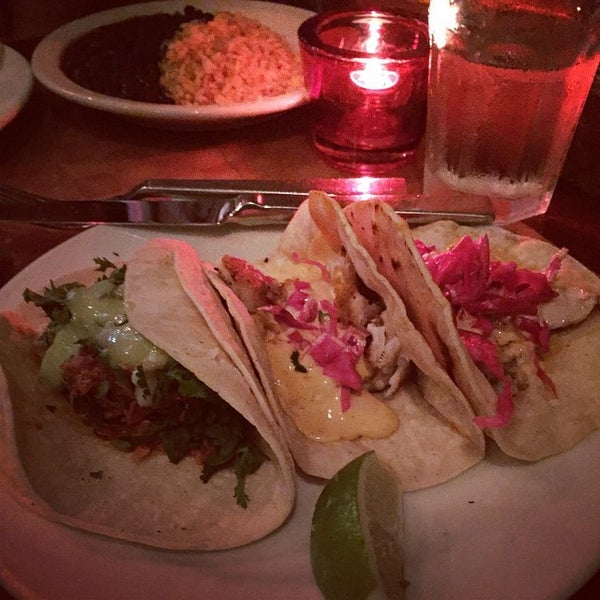 Photo taken at Ponche Taqueria &amp; Cantina by honeywhatscooking.com on 5/6/2015