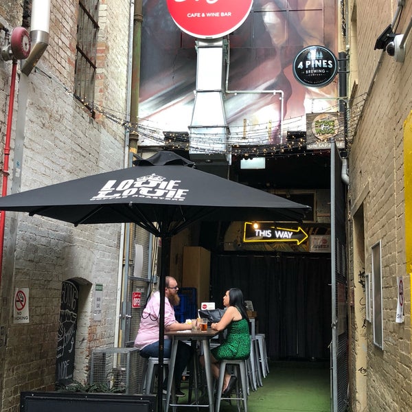 11/3/2018에 Karina L.님이 Brew Cafe &amp; Wine Bar에서 찍은 사진