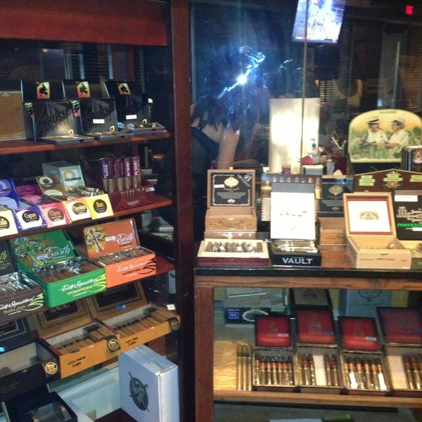 Aromas Cigar Bar And Lounge Lounge in Jacksonville