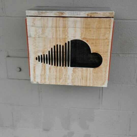 Photo taken at SoundCloud SF by Tom F. on 5/6/2016
