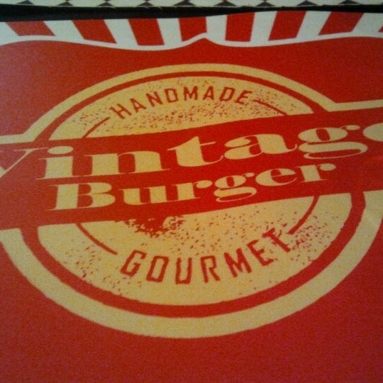 1/12/2013에 Anderson O.님이 Vintage Burger에서 찍은 사진