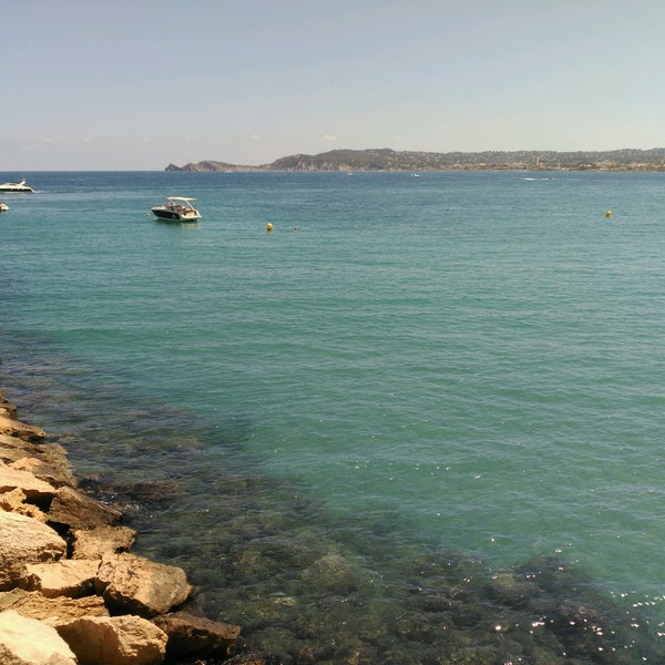 Foto tirada no(a) Cala Bandida por Silvina M. em 8/13/2016