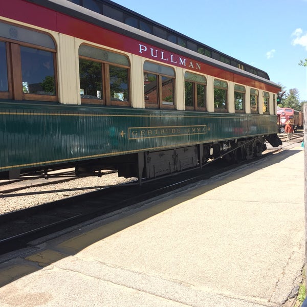 Das Foto wurde bei Conway Scenic Railroad von Shelly M. am 5/23/2015 aufgenommen