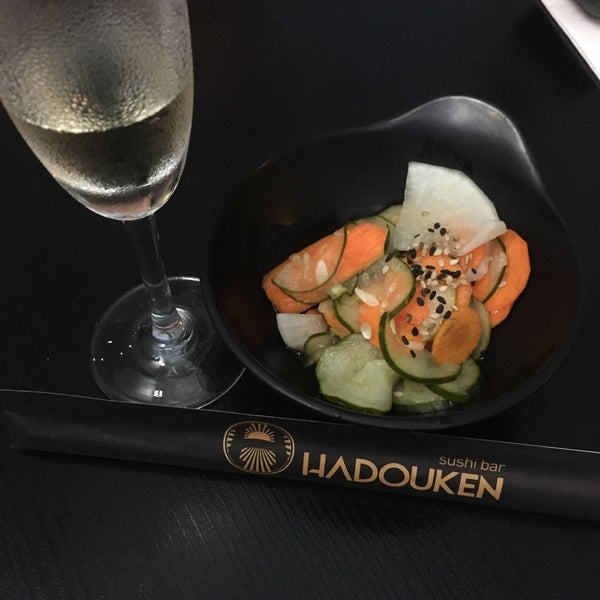 Снимок сделан в Hadouken Sushi Bar пользователем Evaldo S. 2/19/2015
