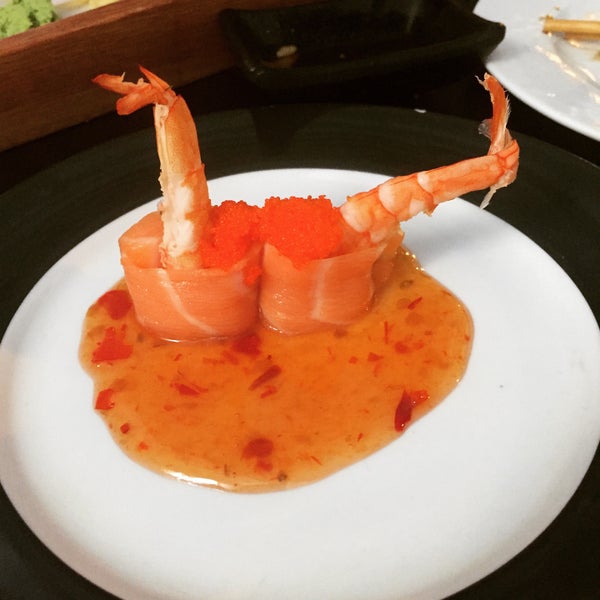 Снимок сделан в Hadouken Sushi Bar пользователем Evaldo S. 3/30/2015