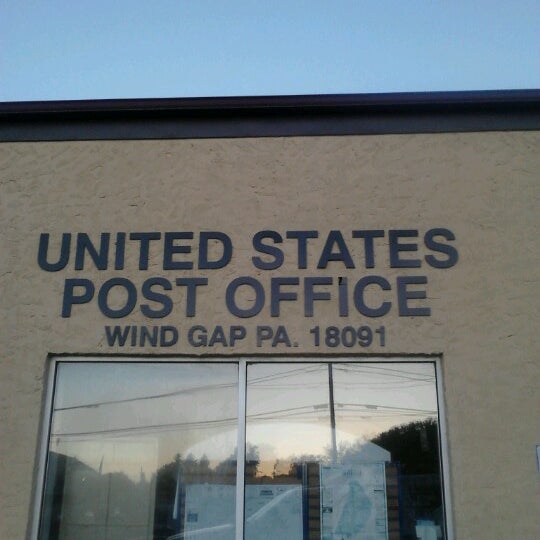 Wind gap город. Уинд гап город. Wind gap.