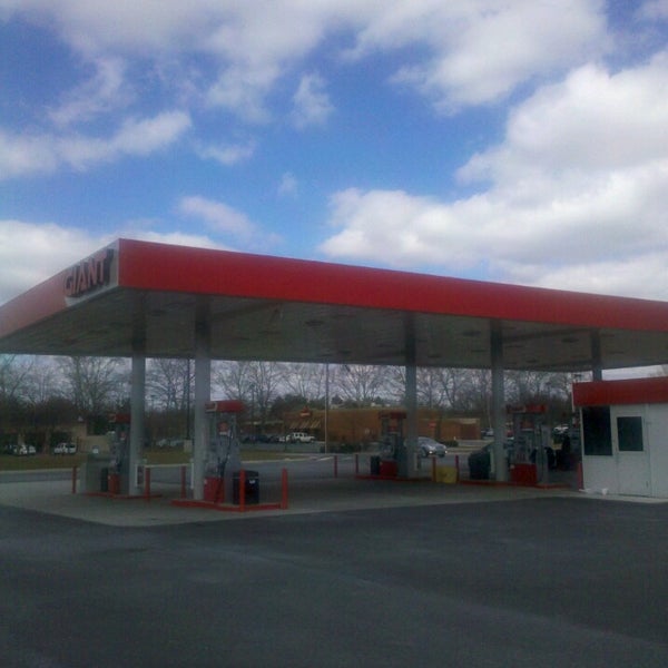 giant gasoline gas station foursquare