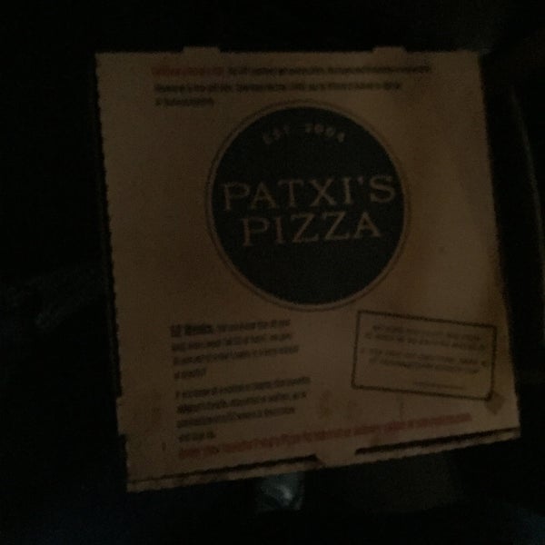 Das Foto wurde bei Patxi’s Pizza von Lance J. am 7/8/2016 aufgenommen