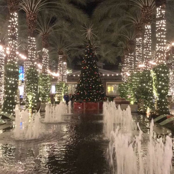 11/21/2019 tarihinde N ⚓.ziyaretçi tarafından Scottsdale Quarter'de çekilen fotoğraf