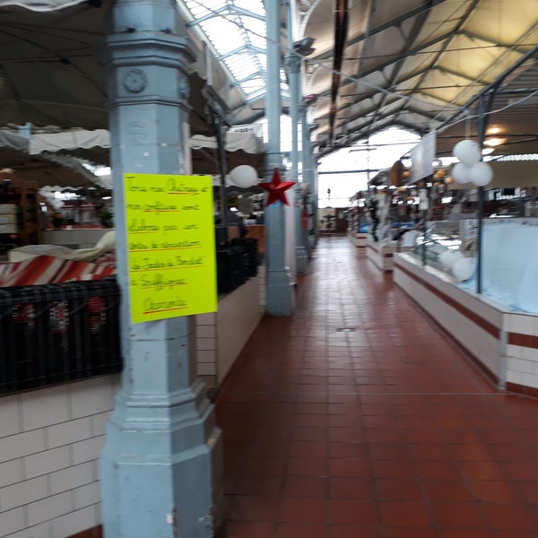 Photos At Les Halles Farmers Market In Angoulême