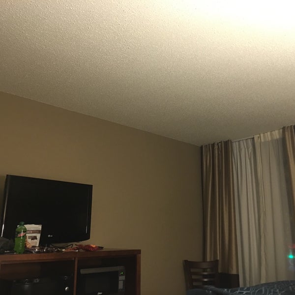 Photos At Comfort Inn Hotel In Bristol