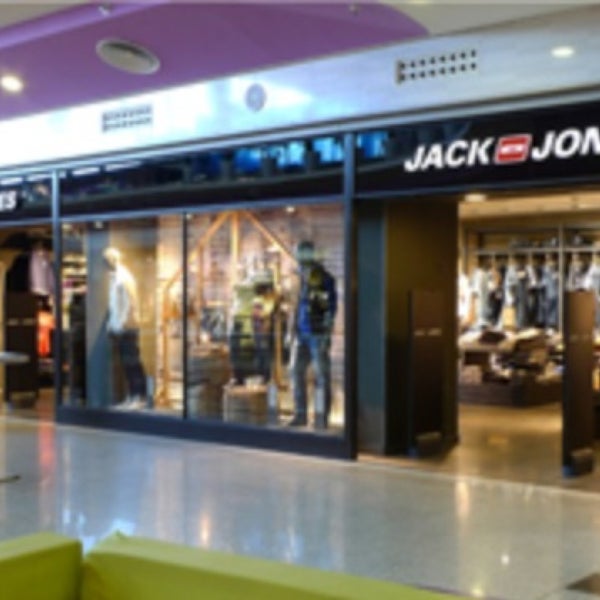 Jack \u0026 Jones - Tienda de hombres en Valladolid