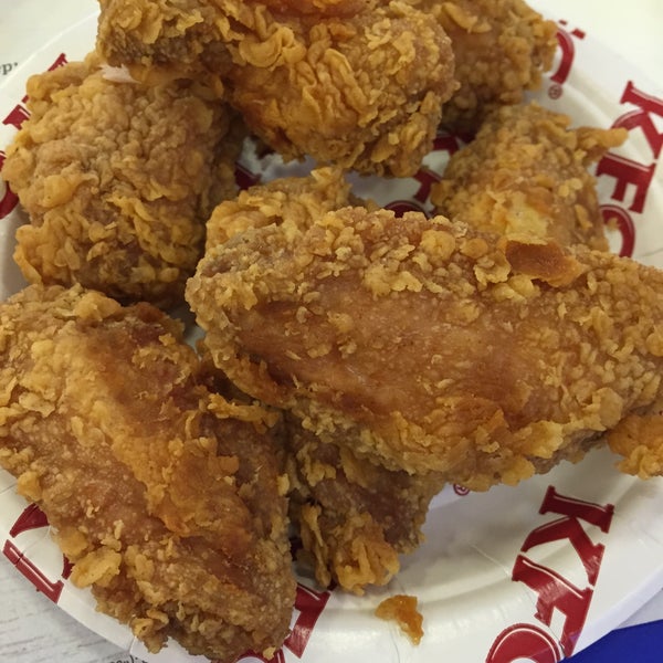 6/23/2015에 Lenchik🌷님이 KFC에서 찍은 사진