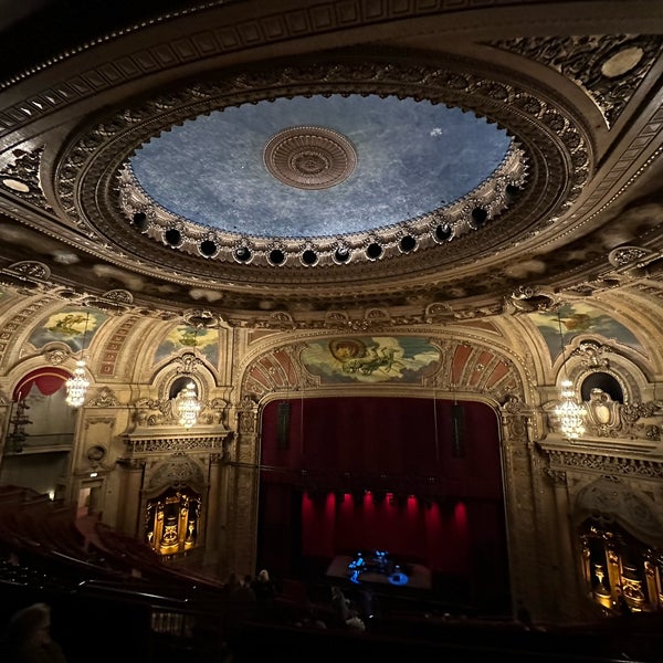 10/7/2022 tarihinde Esben Theis J.ziyaretçi tarafından The Chicago Theatre'de çekilen fotoğraf