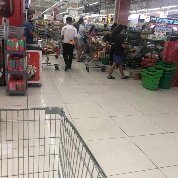 Photo taken at Pioneer Centre Supermart by Sk t. on 7/18/2020