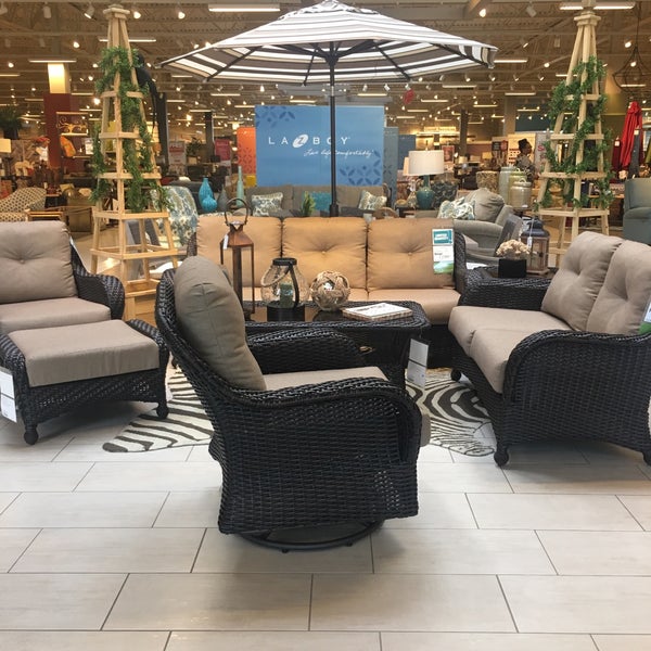 Art Van Furniture (Now Closed) Toledo, OH