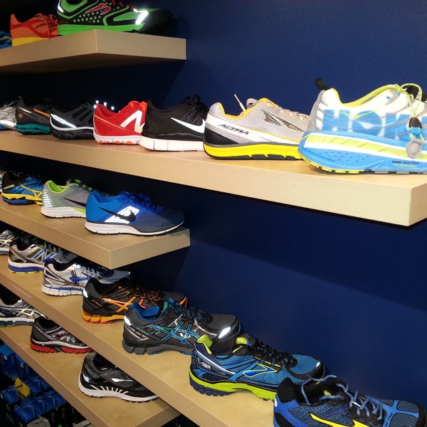 nike store santa cruz