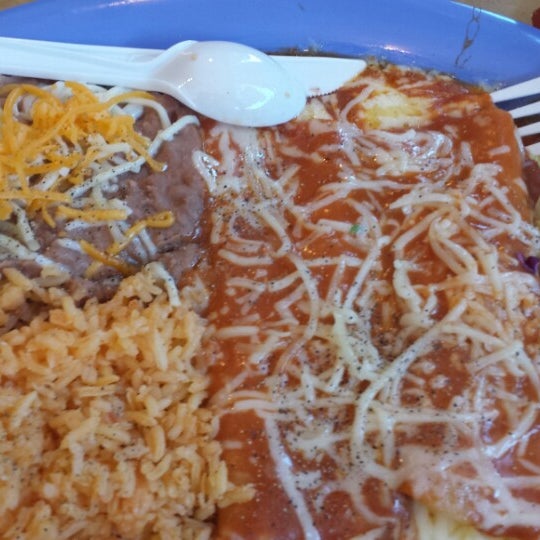 Снимок сделан в Moreno&#39;s Mexican Grill пользователем Rachel 9/1/2014