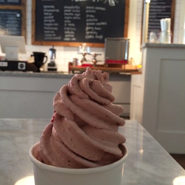 Loving Cup (Now Closed) Frozen Yogurt Shop in San Francisco