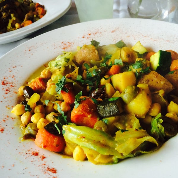 12/5/2014 tarihinde Mankanwal N.ziyaretçi tarafından Morocco&#39;s Restaurant'de çekilen fotoğraf