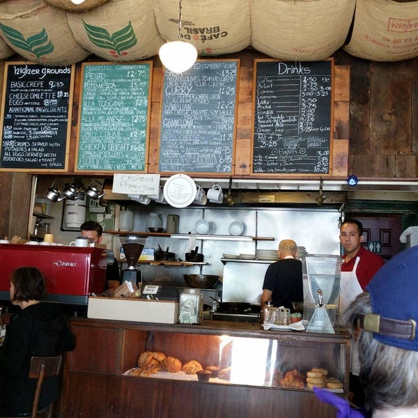 6/11/2017にOksana G.がHigher Grounds Coffeehouseで撮った写真