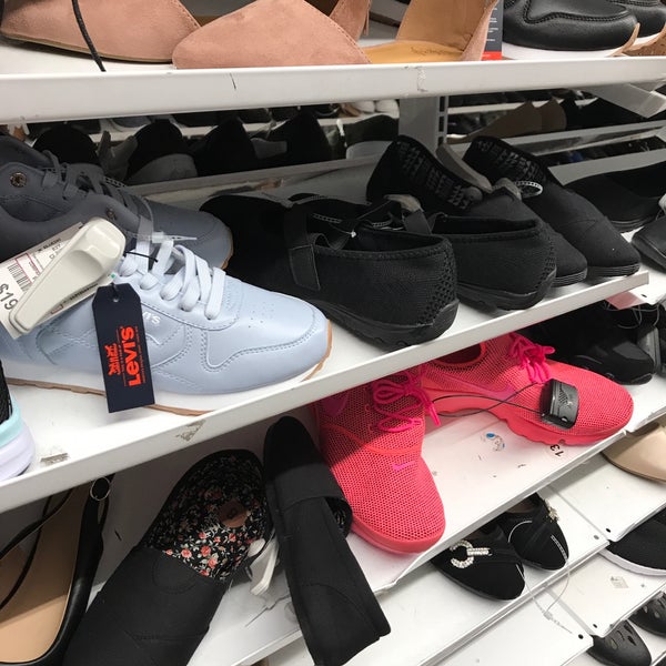 Dds shoe store clearance