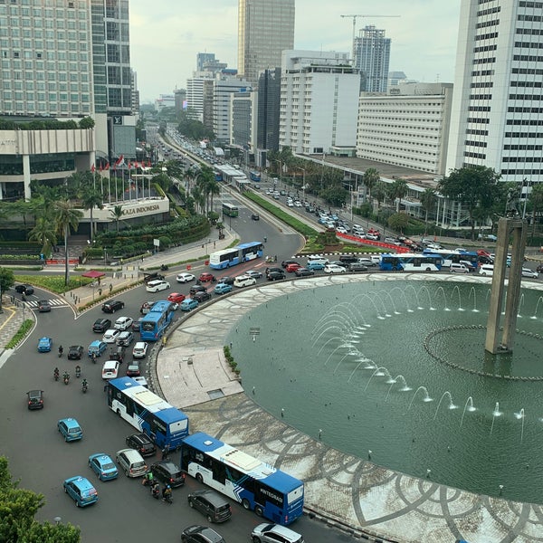 Photo taken at Hotel Indonesia Kempinski Jakarta by Genta Ardhya P. on 6/15/2020