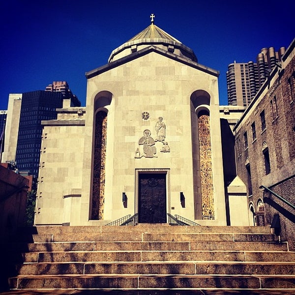 Foto diambil di St. Vartan Armenian Cathedral oleh Matthew K. pada 5/5/2014