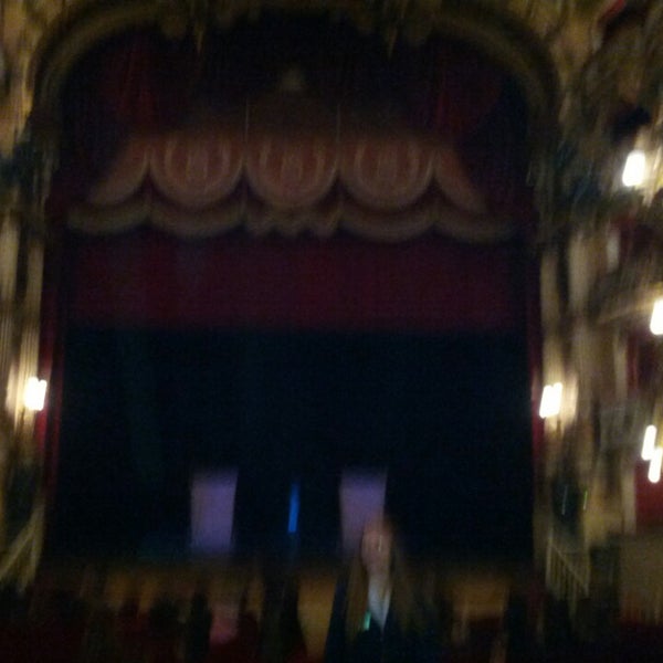 Das Foto wurde bei Teatro Bellini von Alessandro S. am 4/7/2013 aufgenommen