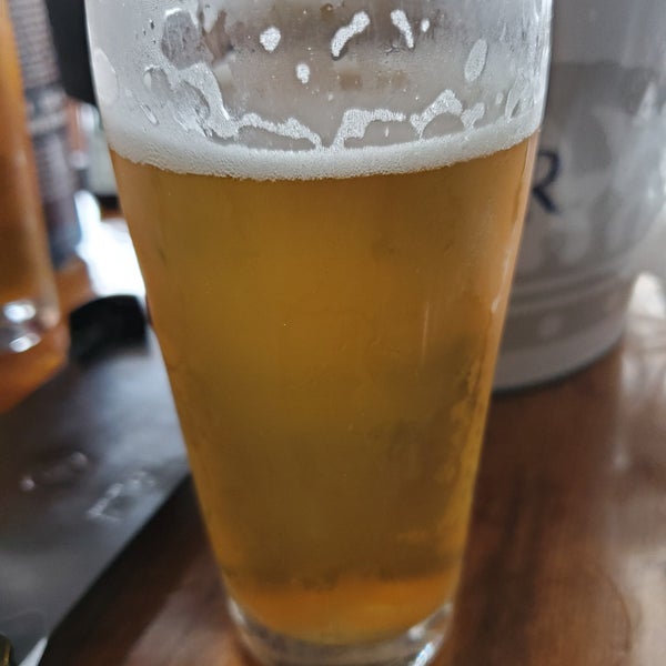 Photo taken at King Harbor Brewing Company Waterfront Tasting Room by Chuck H. on 5/19/2019