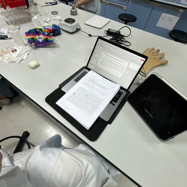 อาคารมหาวชิรุณหิศ (Maha Vajirunhis Building) ปทุมวัน, กรุงเทพมหานคร