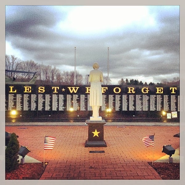 Photo taken at Ohio Veterans&#39; Memorial Park by Cliff F. on 11/18/2013