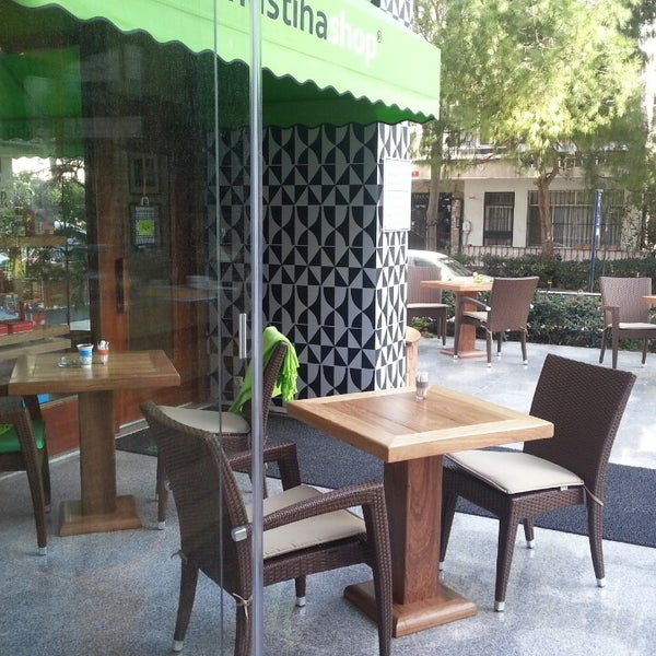 Photo taken at Mastihashop&amp;Cafe by Emir K. on 3/20/2013