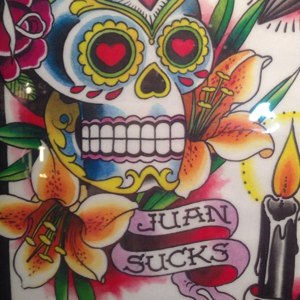 Das Foto wurde bei Electric Ladyland Tattoos von Rachel D. am 5/4/2014 aufgenommen