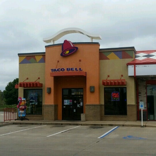 Taco Bell Saint Charles 3797 Elm St