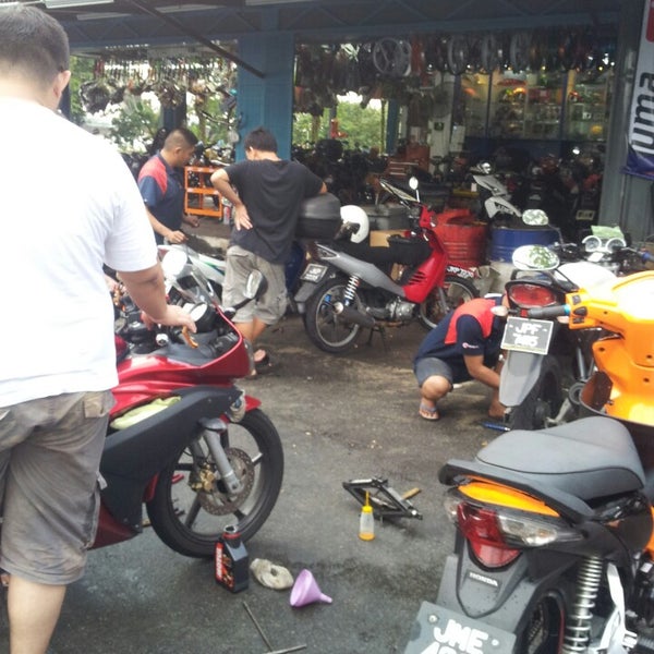 Photos At Fook Yong Motor 2 Tips