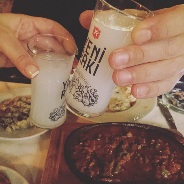 Foto tomada en Tarihi Köy Restaurant  por Yasemin Çiftci H. el 11/11/2017