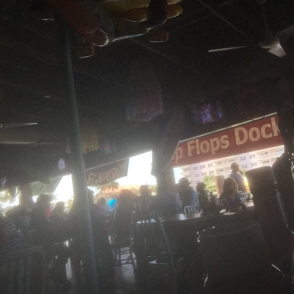 Das Foto wurde bei Flip Flops - Dockside Eatery von David R. am 3/29/2015 aufgenommen