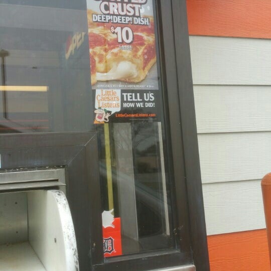 Little Caesars Pizza Pizzeria in Oak Park